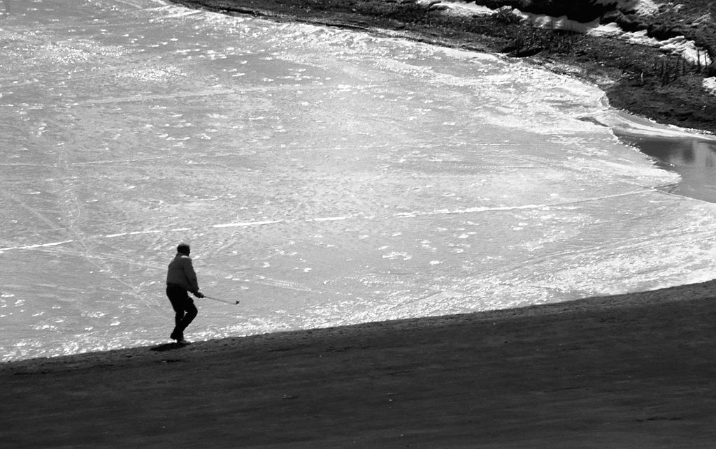 Golfing_in_Winter_-_Woodbridge,_Ontario,_Canada_-_Winter_1988