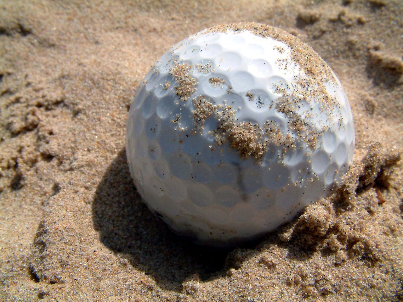 golf-balls-in-hazards-2-1536697-1280x960